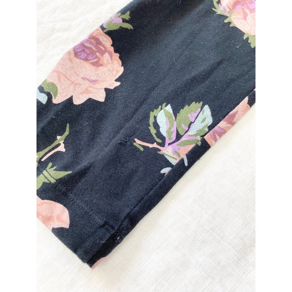 Aritzia Talula Floral Print Leggings - Picture 8 of 8